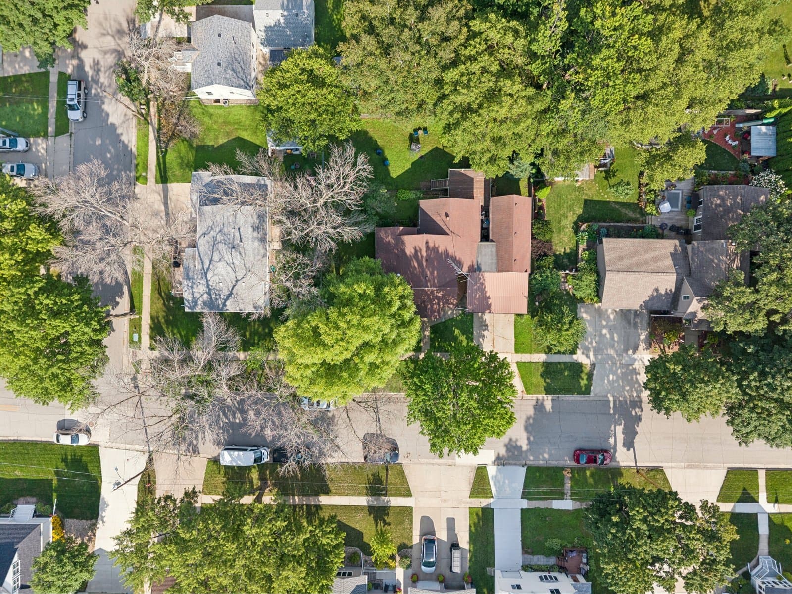 812 N 10th St, Clear Lake — listing photograph by Tanner Braun